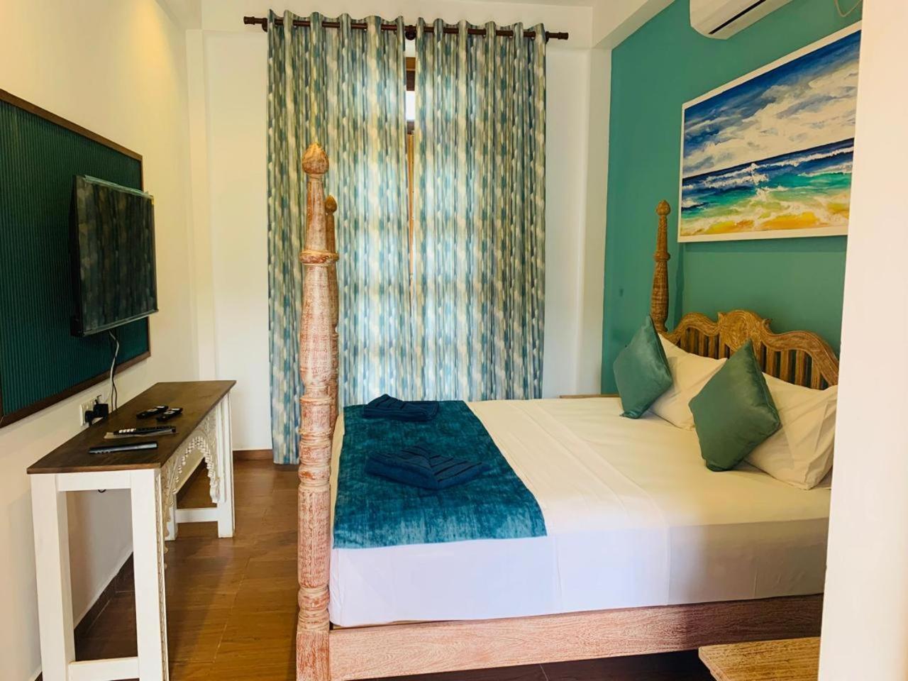 Ocean Gateway Dickwella Hotel ภายนอก รูปภาพ